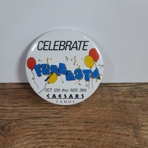 Vintage 3 inch celebrate Freeesta Oct 12th thru Nov 29th Pinback Button